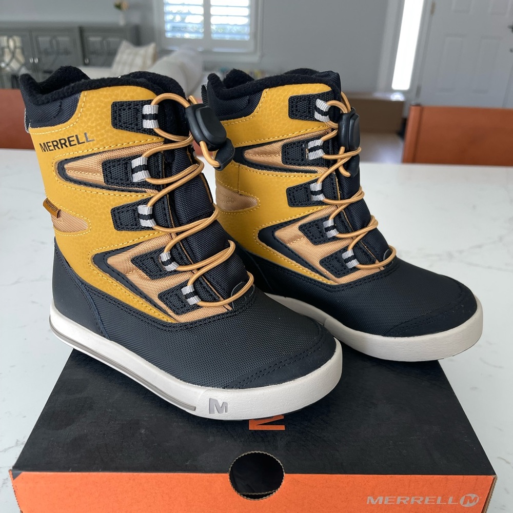 New in box! Boys Merrell Snow Bank Waterproof snow boots, size 11M. -25 degrees